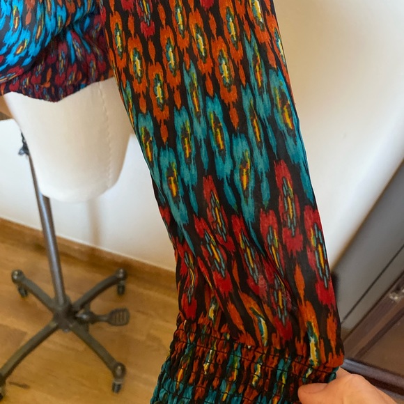 Ariat long sleeved women’s shirt. Size large - Picture 3 of 7